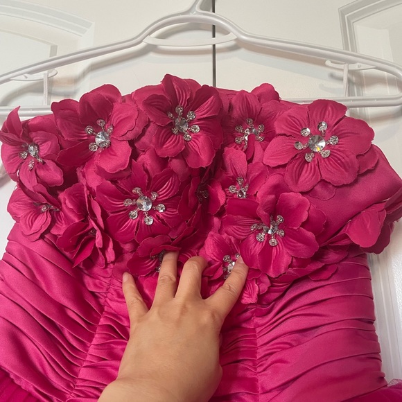 Pink dress - Picture 2 of 2